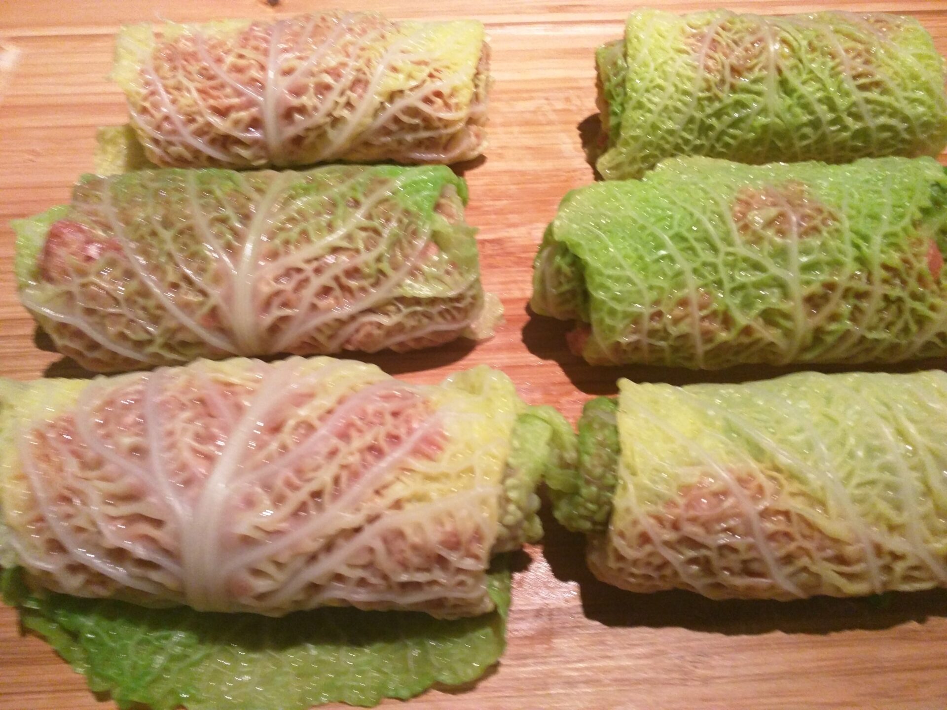 Kohlrouladen vor dem Braten