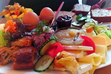 “Victoria & Daniel” - Das große Frühstück bei Frau Larsson