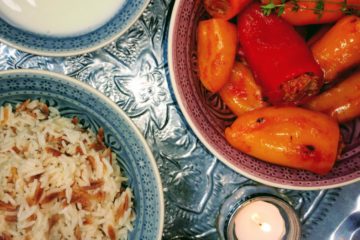 Gefüllte Paprika mit türkischen Butterreis
