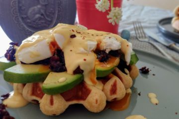 Brioche Waffeln a la egg Benedicts