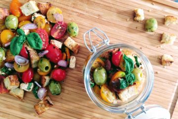 Tomaten-Brot-Salat - unser Beitrag zur Blogevent "altbacken"