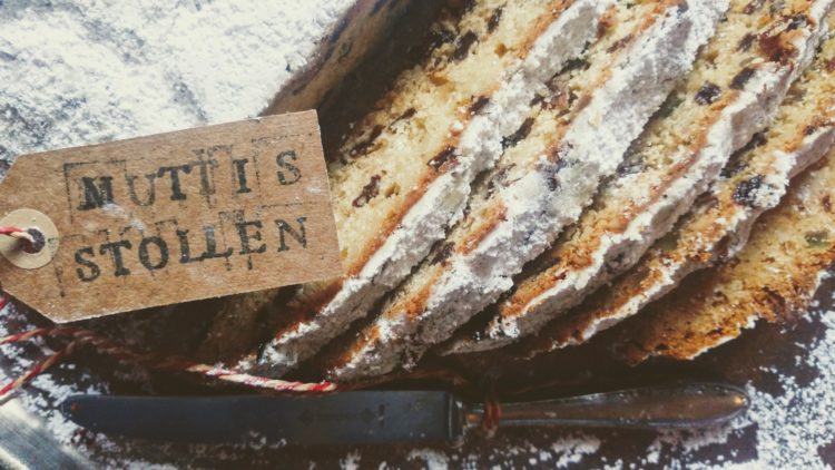 Muttis Quarkstollen