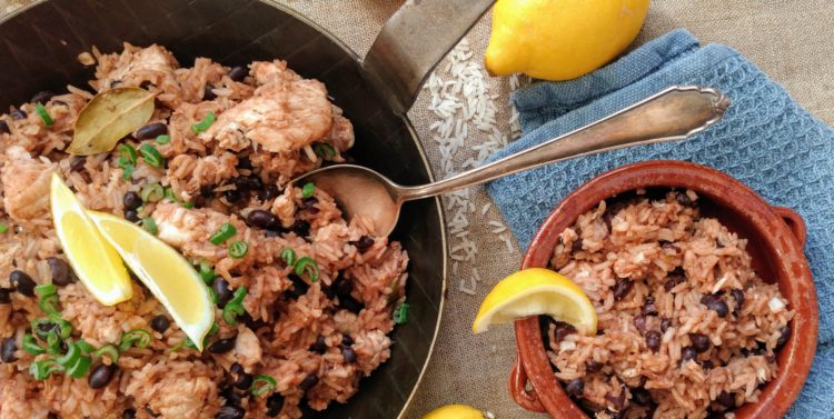 Kubanischer Reis mit Fisch