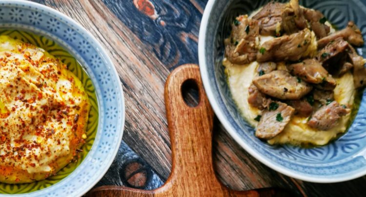 Hummus Kawarma - Hummus mit Lamm in Zitronenmarinade