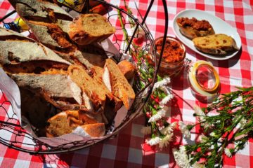 Tomaten-Speck-Käse Baguettes - Sizilien Edition