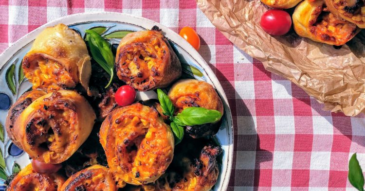 Pizzaschnecken - der Partysnack für Groß und Klein