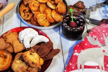 Kekse und Plätzchen aus der Weihnachtsbäckerei