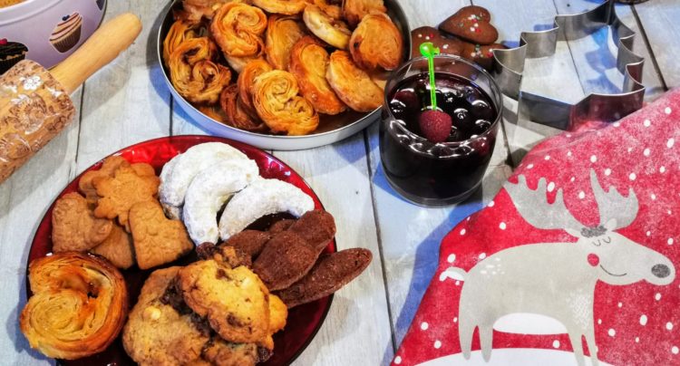 Kekse und Plätzchen aus der Weihnachtsbäckerei