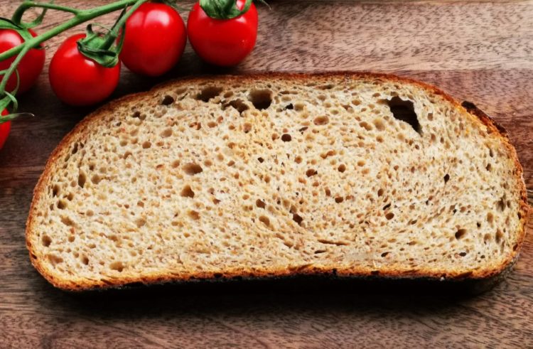 Altbrotkruste - ein aromatisches Hefebrot