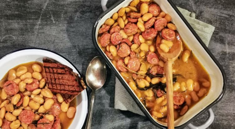 Italienischer Bohnentopf mit Salsiccia