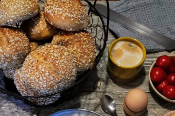 eckere Haferbrötchen Sonntagsfrühstück