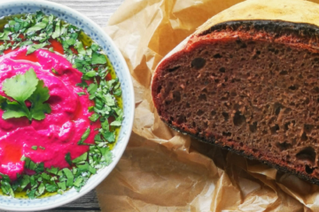 Rote Beete Hummus mit Koriander