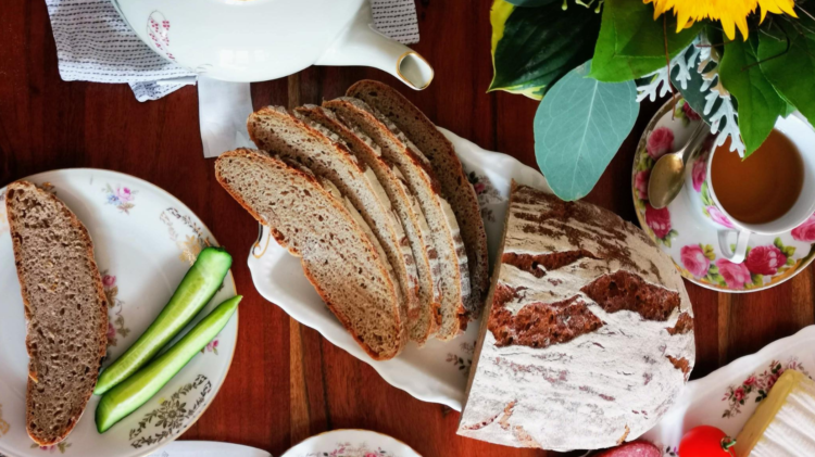 Berliner Landbrot - ein mildes Roggenmischbrot-header
