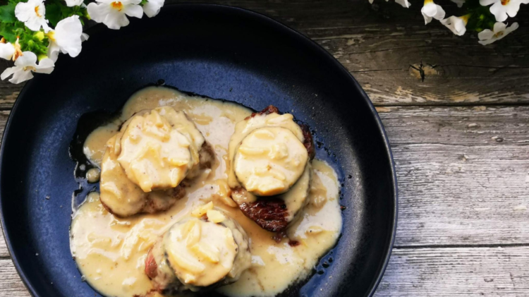 Filet Medaillons mit Feigen-Gorgonzola Soße-header