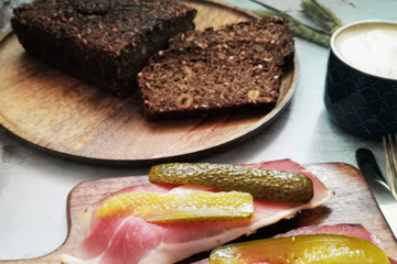 Sauerteig-Haselnussbrot zum Tag des Butterbrotes-brot
