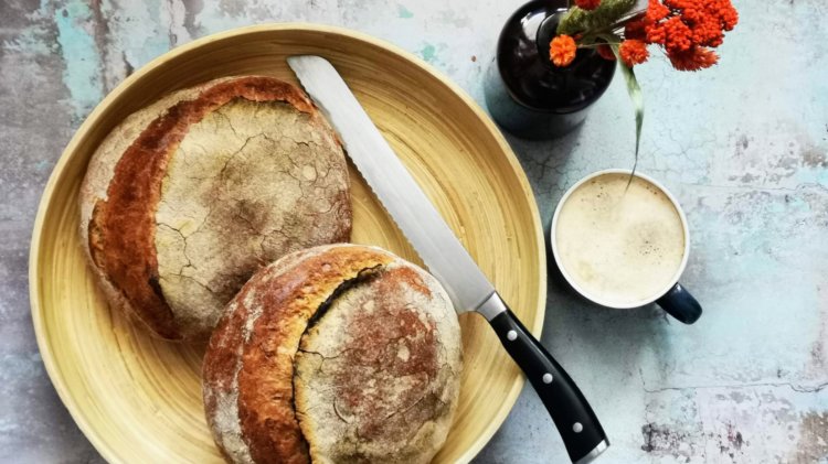 Sauerteig Quickies - Schnelle Weizenbrote mit Einkorn-ganz
