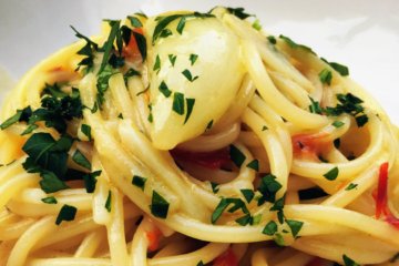 Spaghetti Aglio Intero Olio e Peperoncino