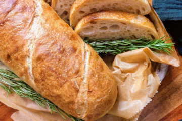 Weizenbrot-Stangen - die feinporige Baguette-Alternative